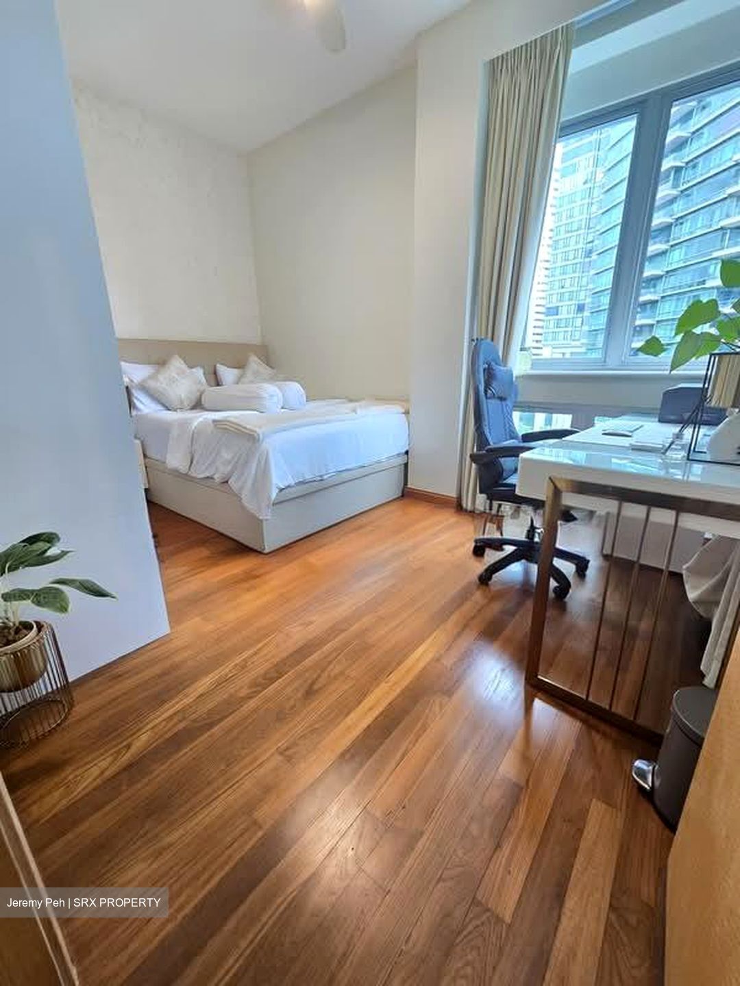 Cairnhill Crest (D9), Condominium #585001321